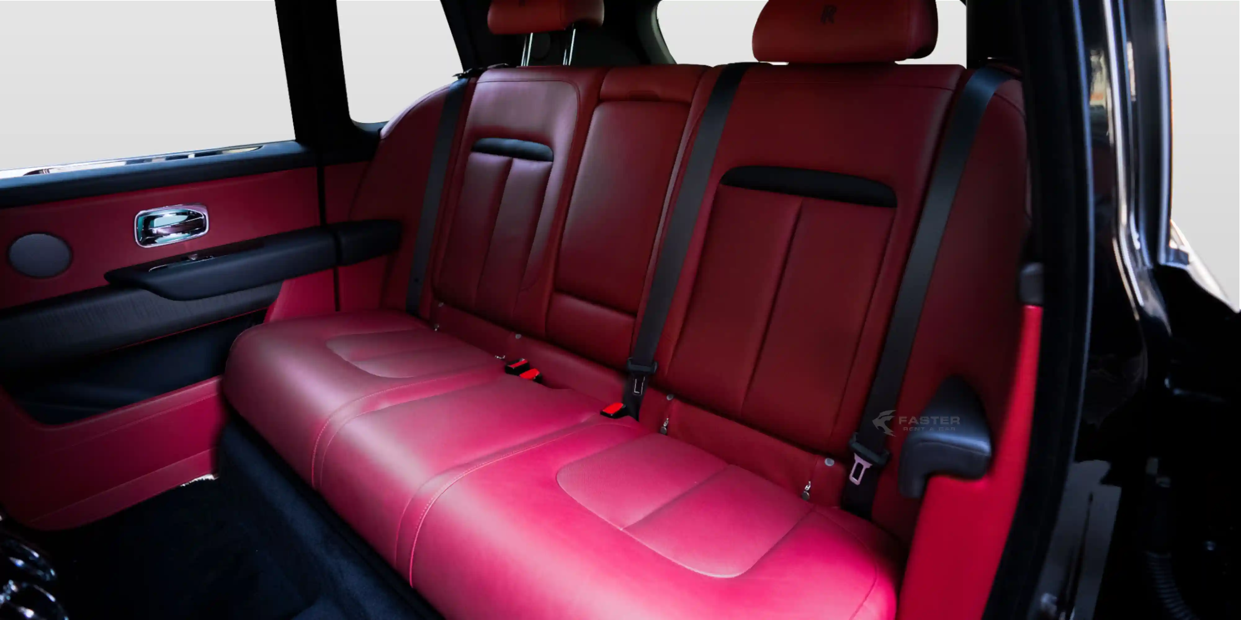 rolls-royce-cullinan-inside2